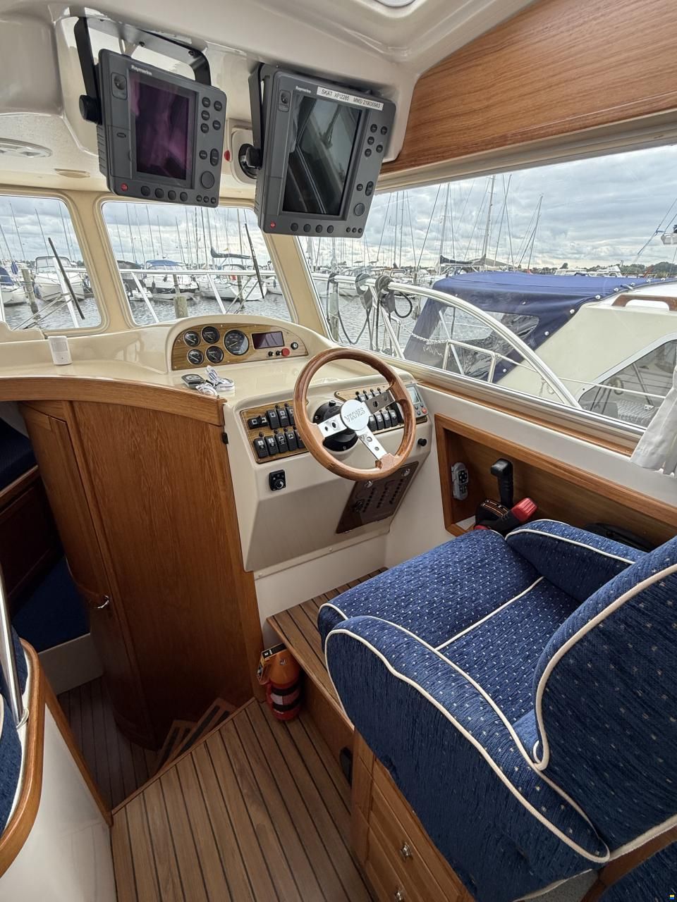 Viknes 880