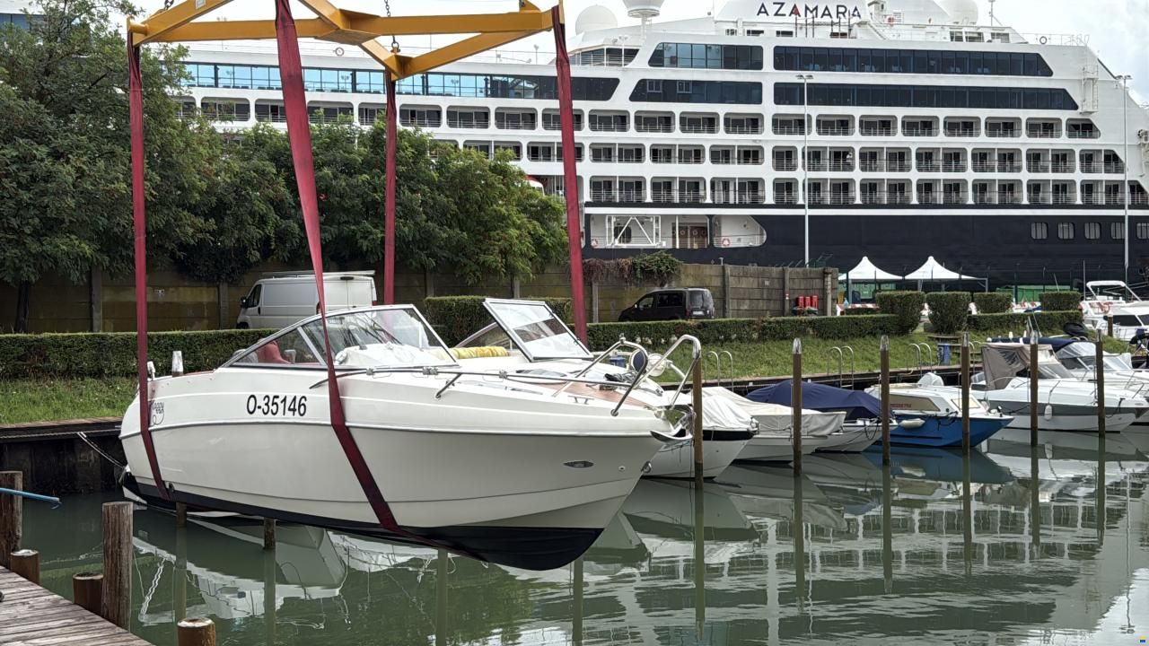 Corsiva Coaster 600 DC