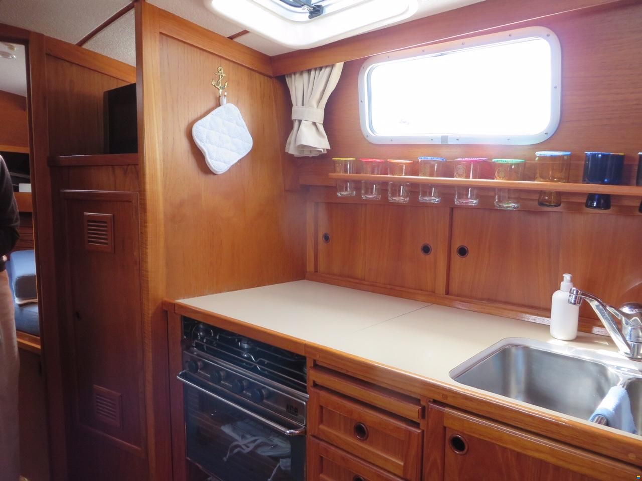 Nauticat 33