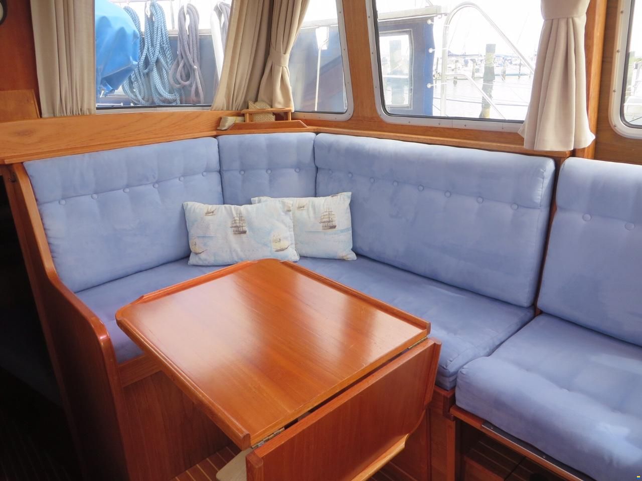 Nauticat 33