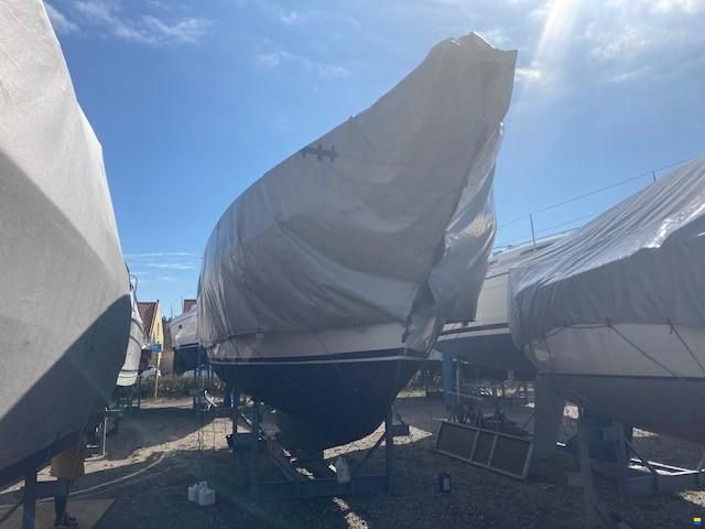 Nauticat 33