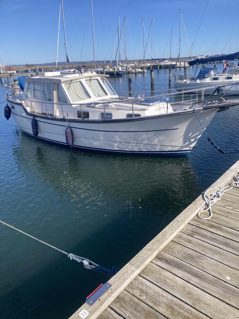 Nauticat 33