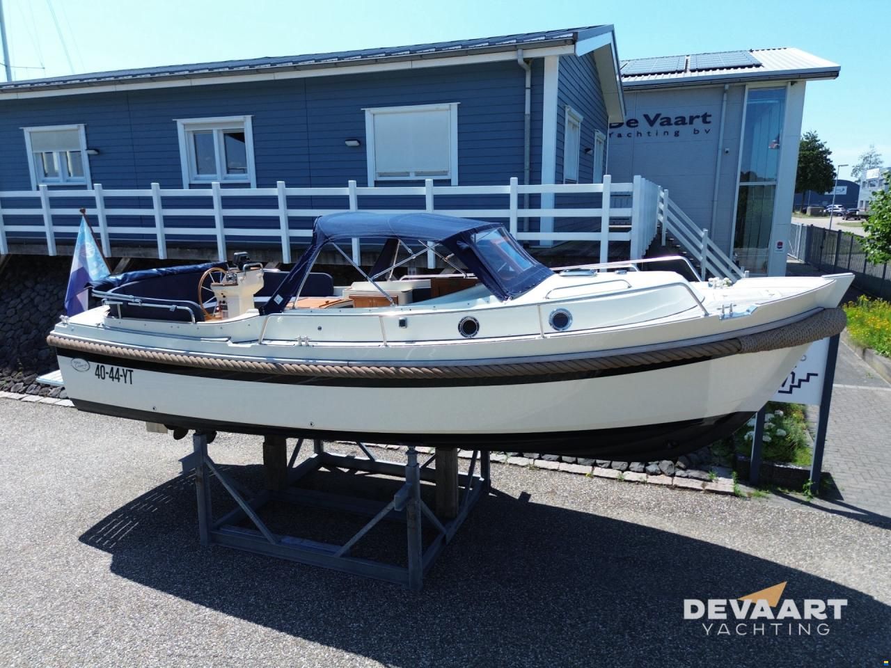 Intercruiser 27