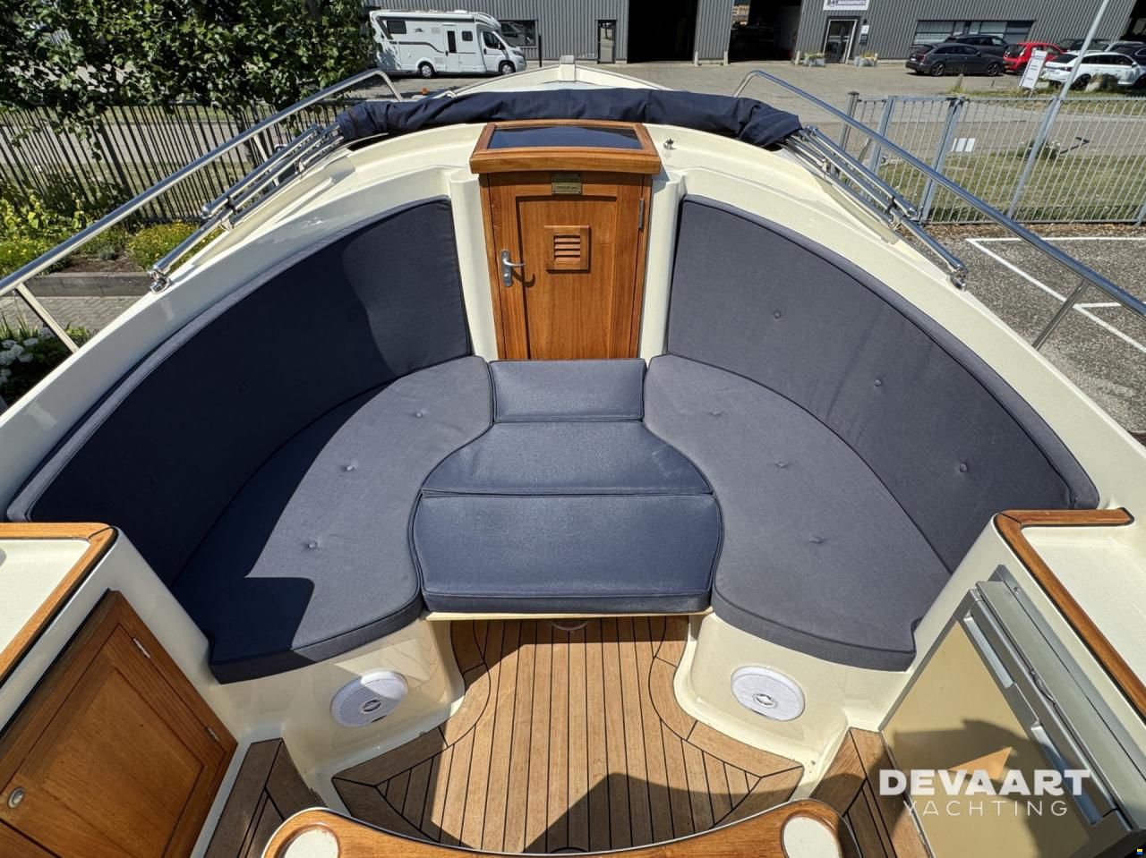 Intercruiser 27