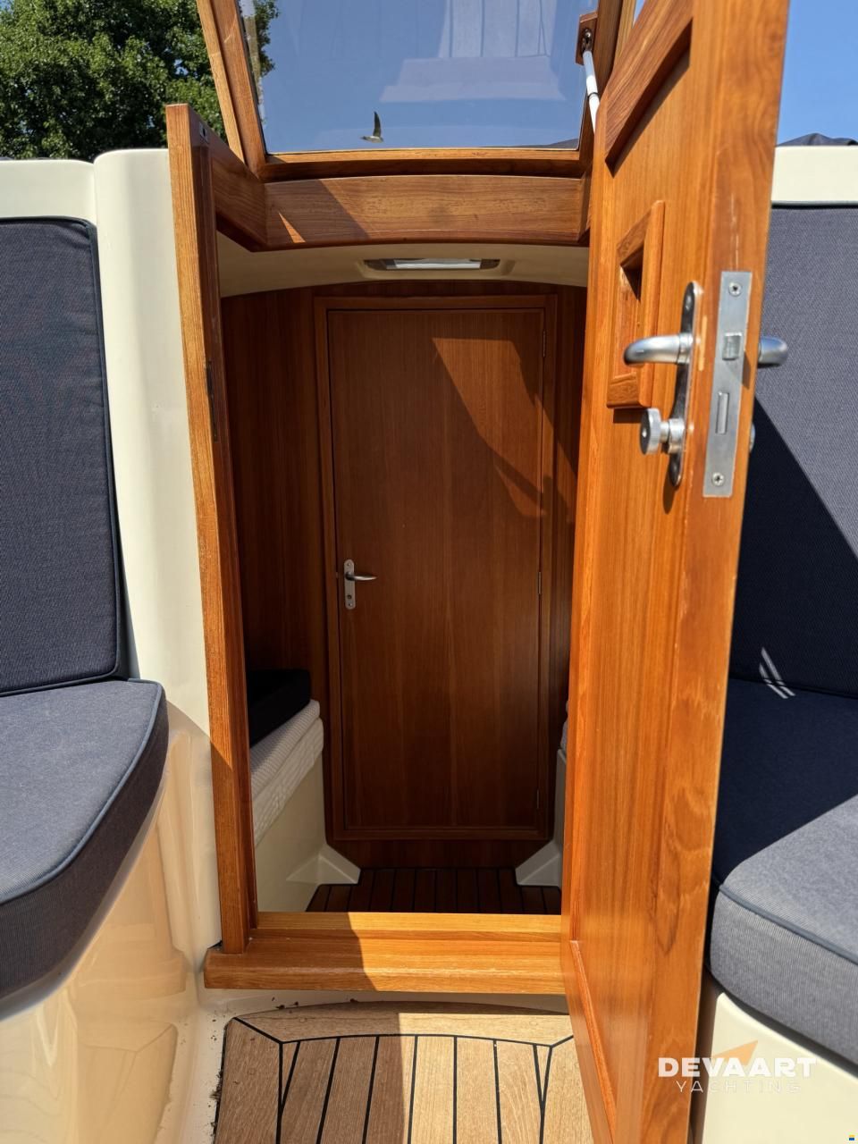 Intercruiser 27