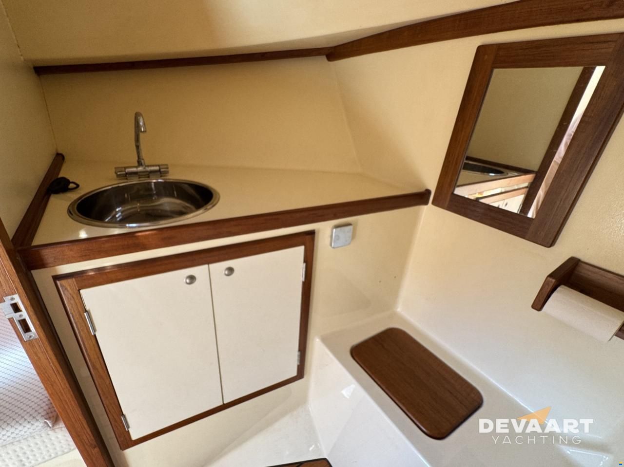 Intercruiser 27