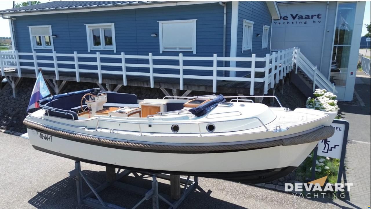 Intercruiser 27