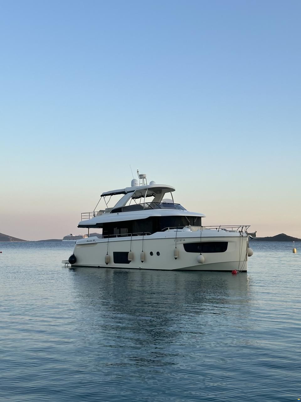 Absolute Navetta 52