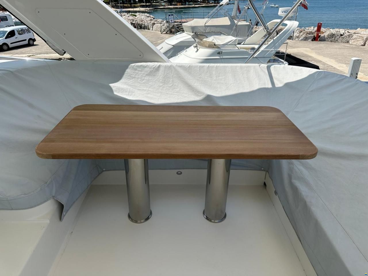 Absolute Navetta 52