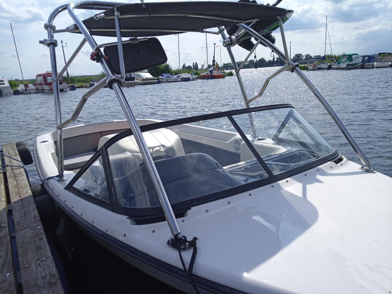 Nautique 196