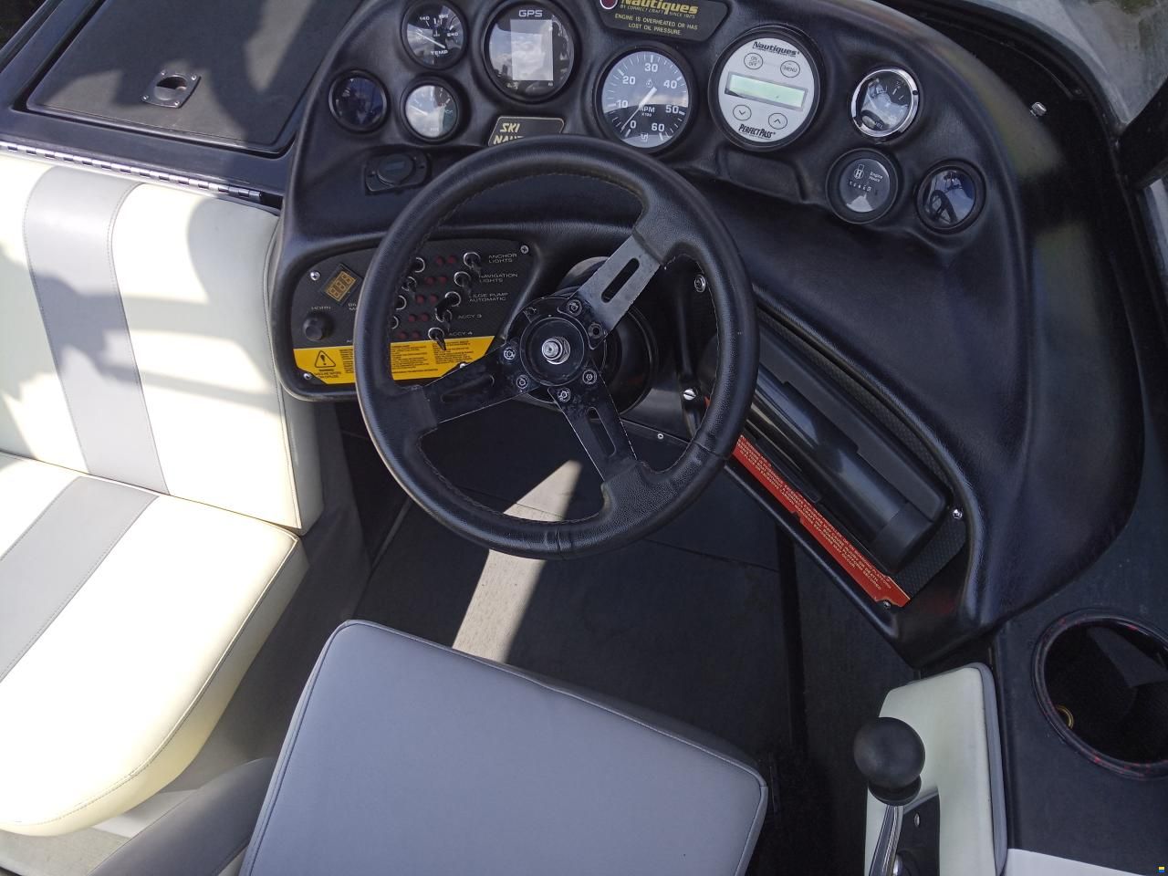Nautique 196