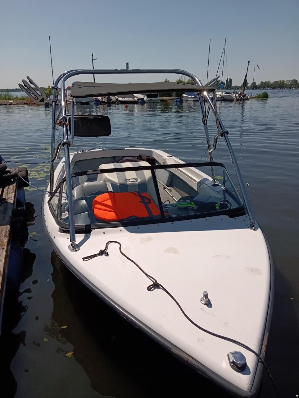 Nautique 196