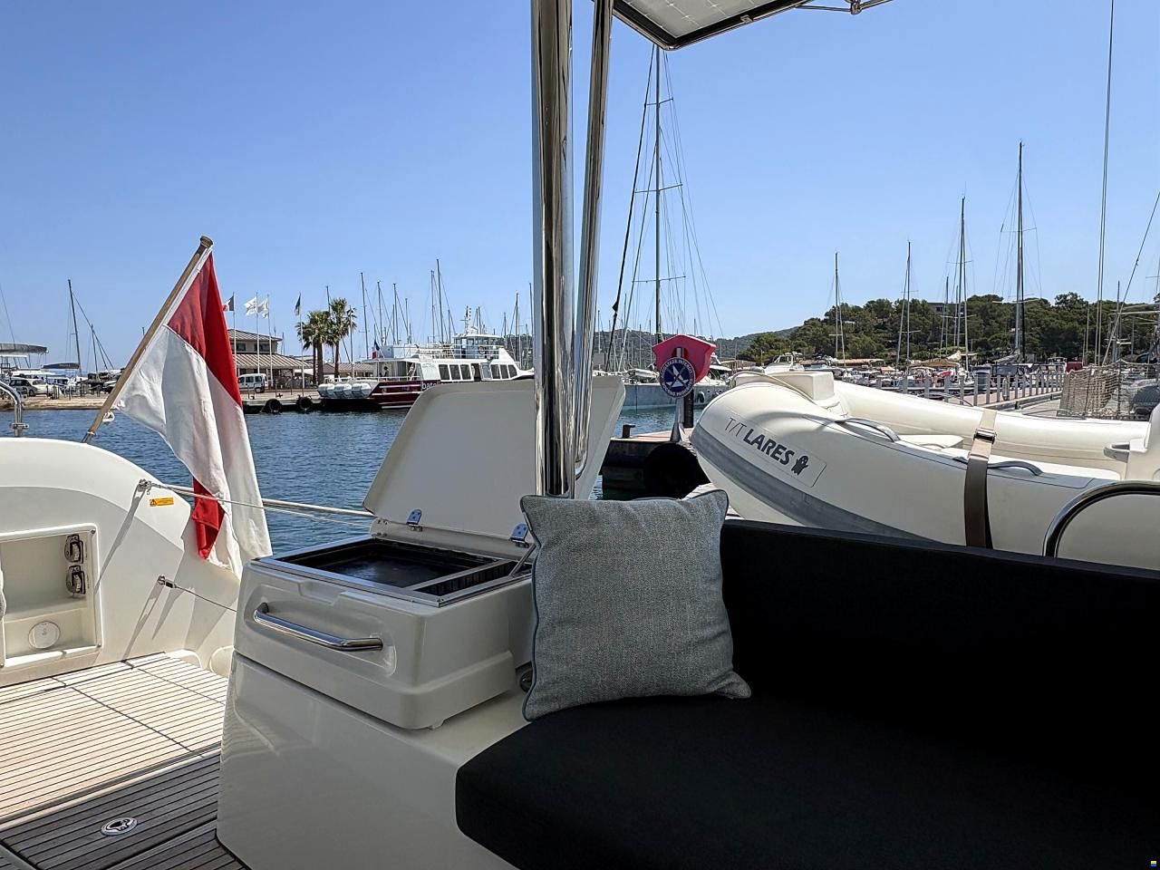 Lagoon 50