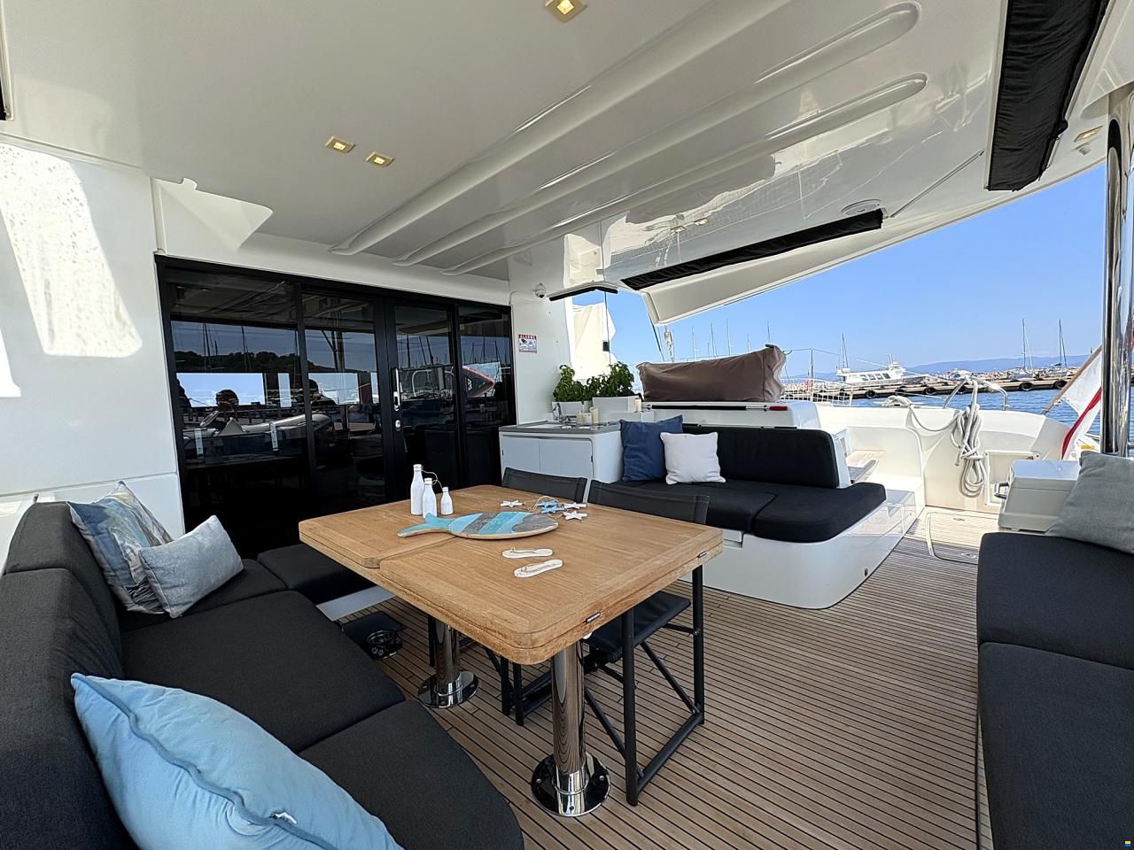 Lagoon 50