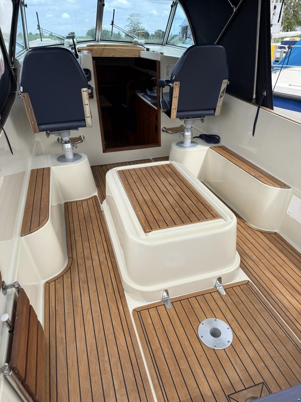 Maril 850 Classic