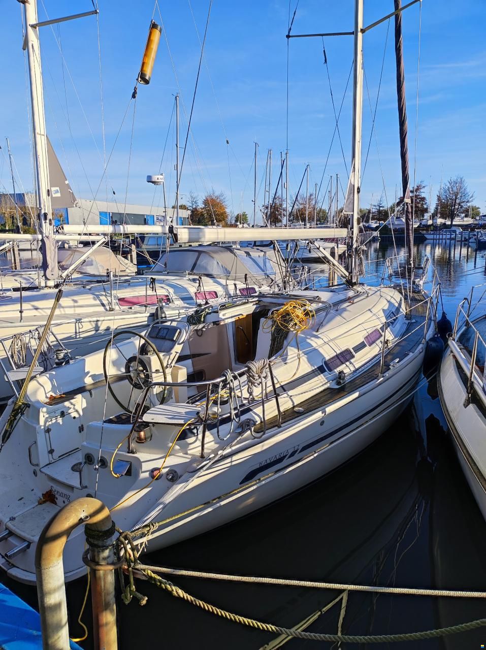 Bavaria 32