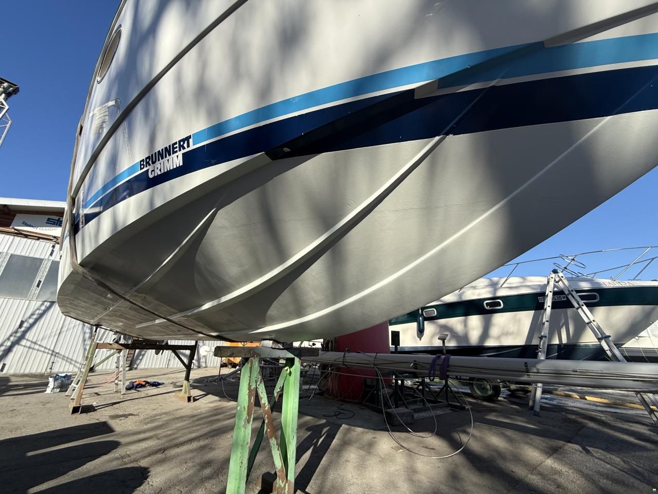 Chris Craft 30 CROWNE