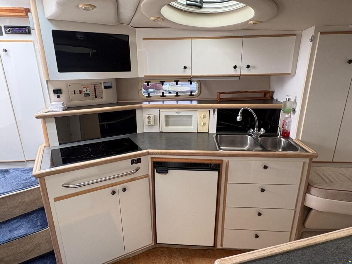 Maxum 3200 SCR