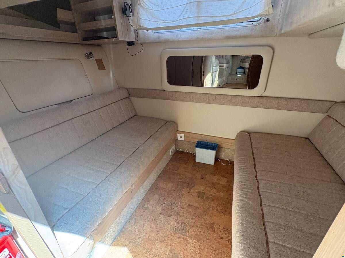 Maxum 3200 SCR