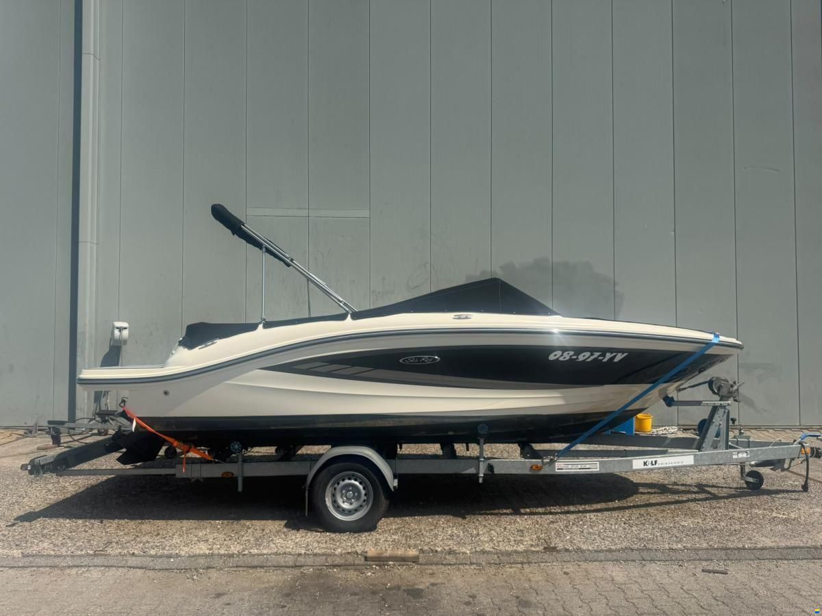 Sea Ray 190 SPX Bowrider