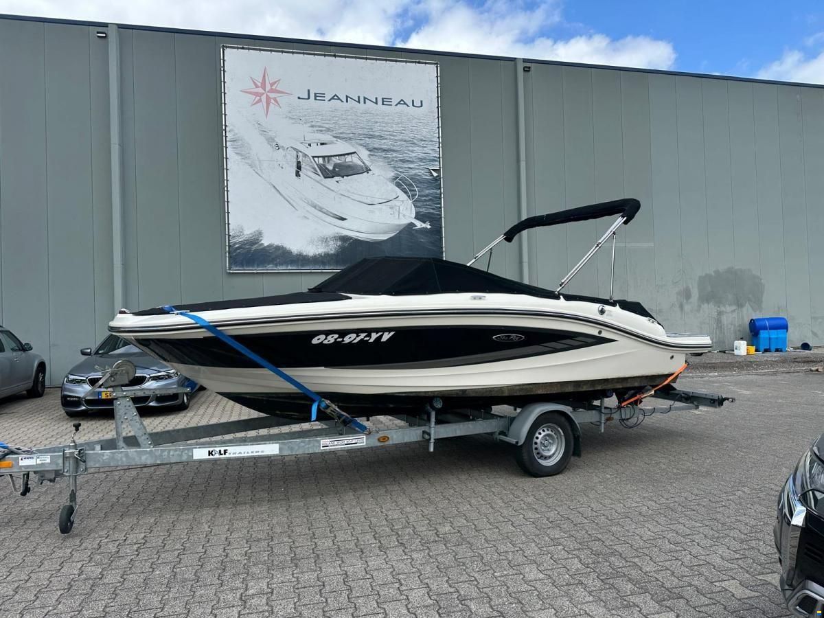 Sea Ray 190 SPX Bowrider