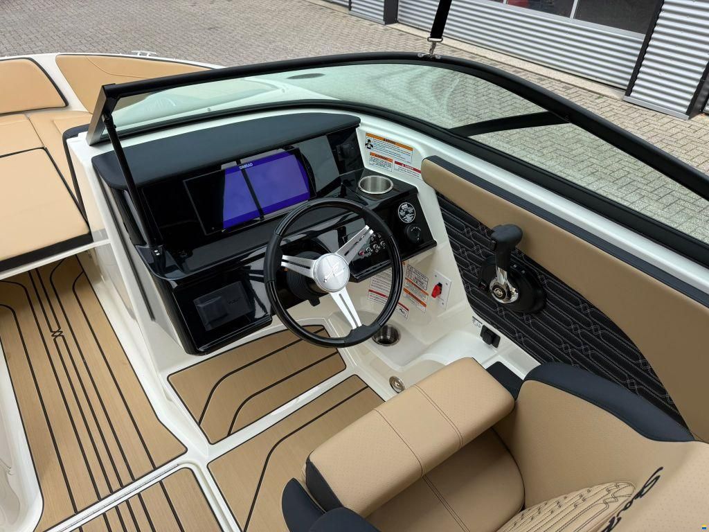 Sea Ray SPX 190