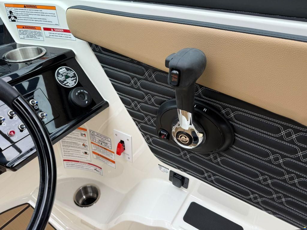 Sea Ray SPX 190