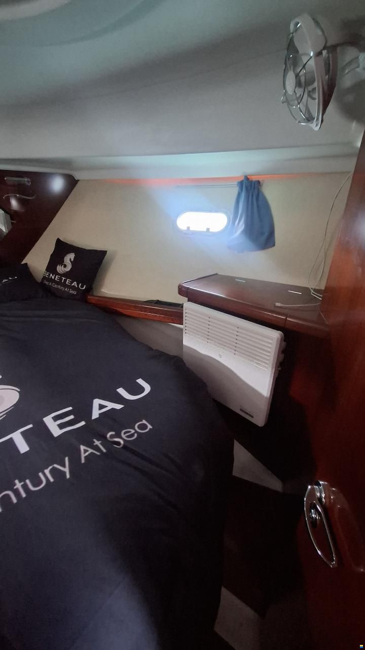 Beneteau Antares 980 Fly