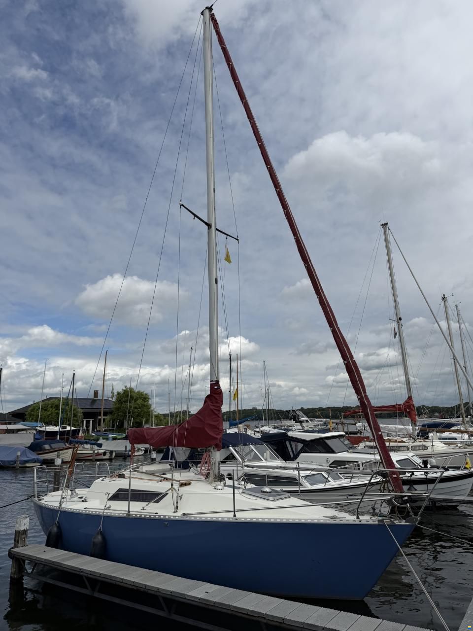 Beneteau First 27