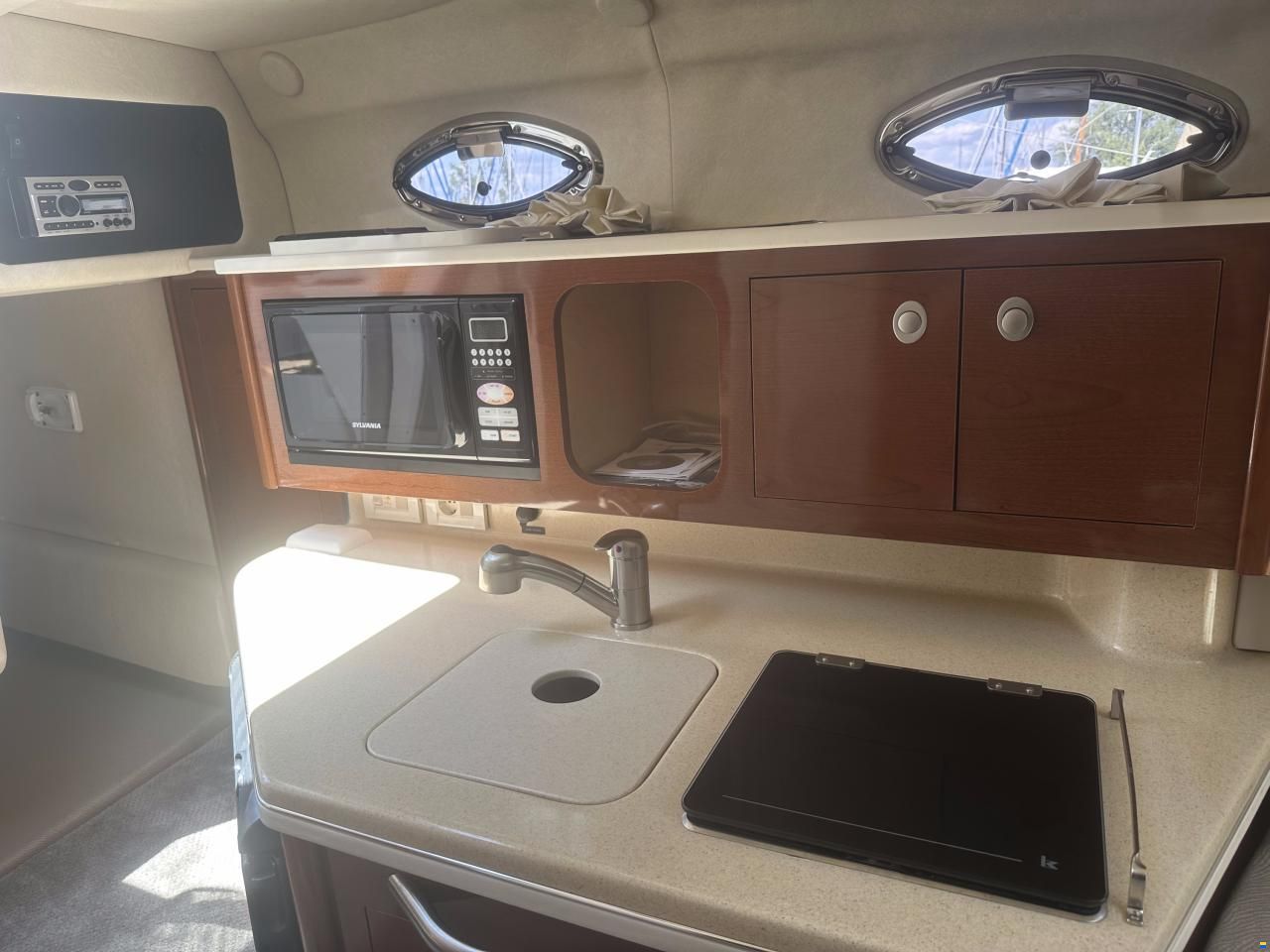 Sea Ray Sundancer 275