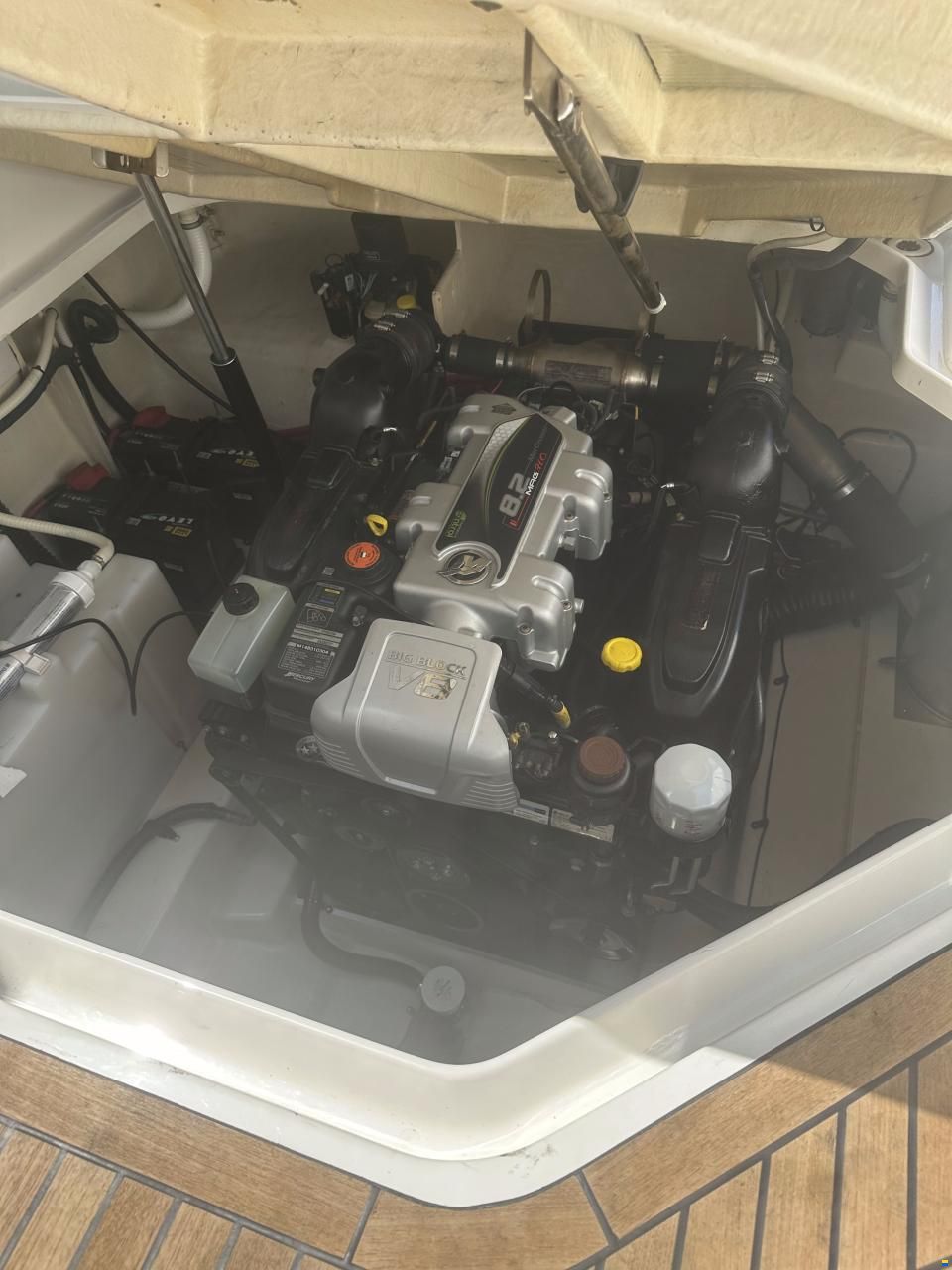 Sea Ray Sundancer 275