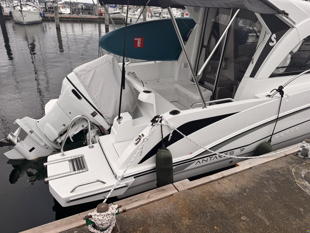 Beneteau Antares 7