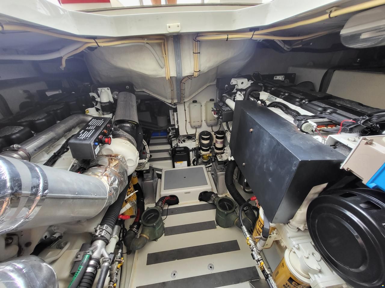 Azimut 62S