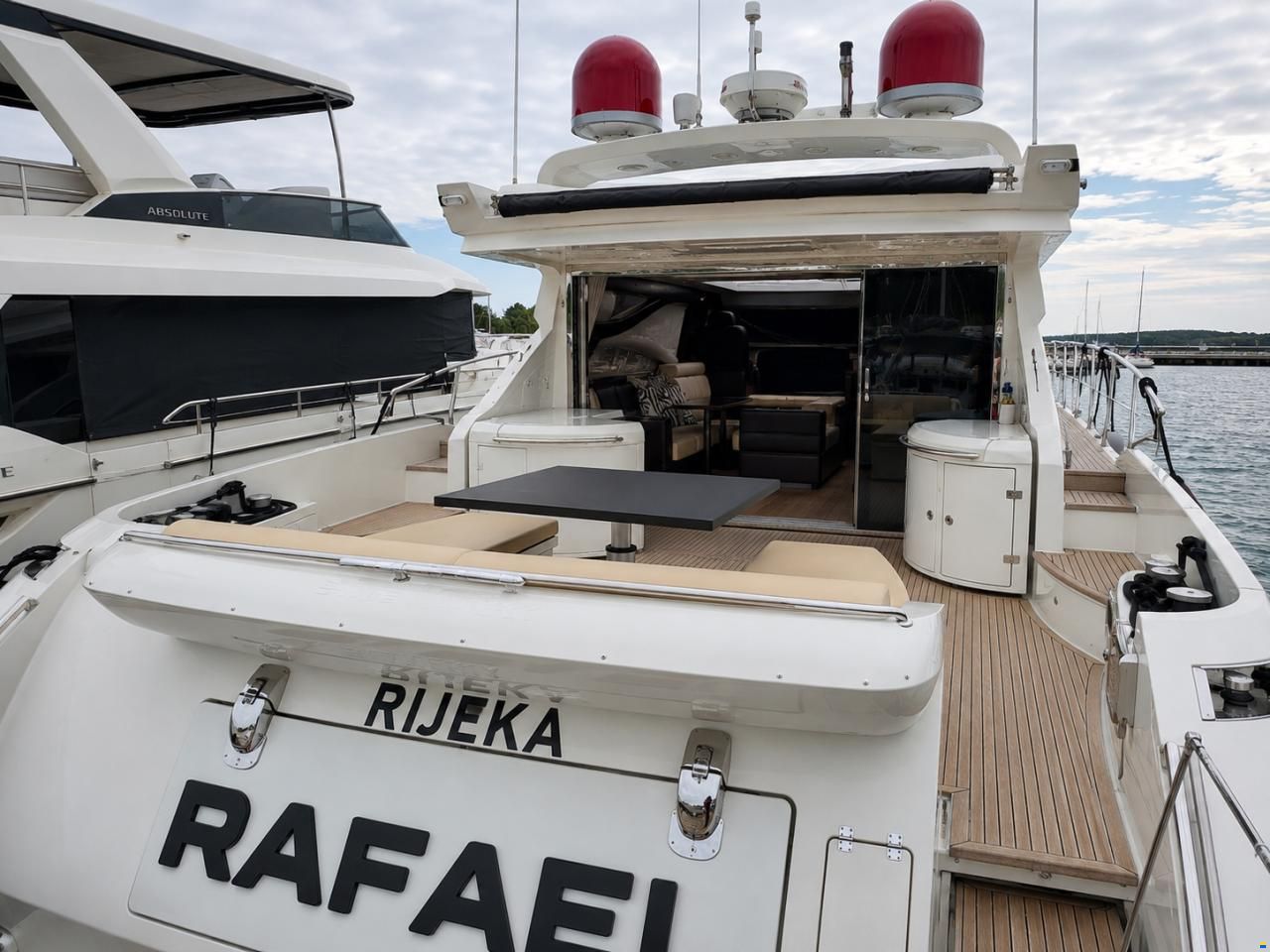 Azimut 62S