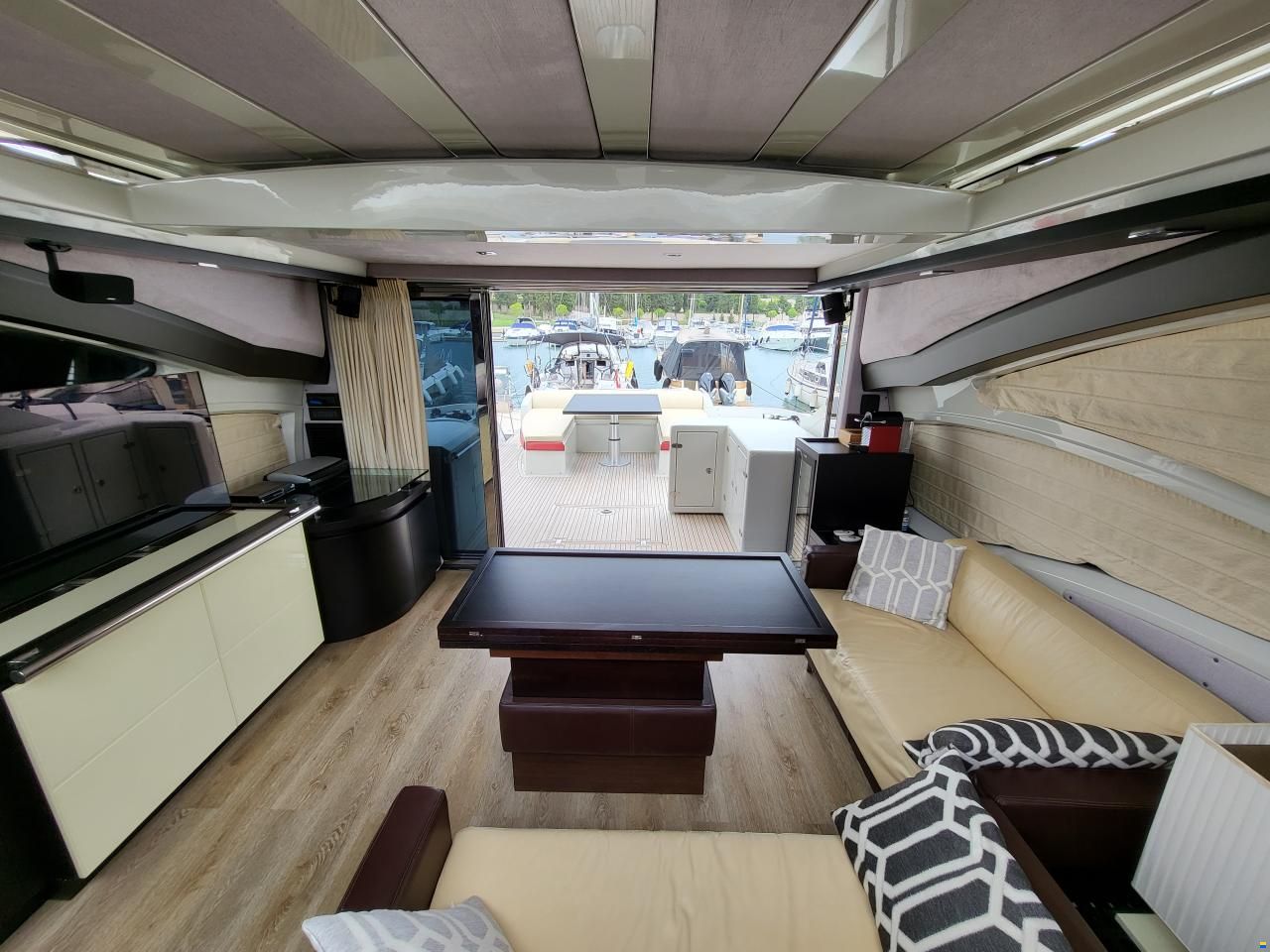 Azimut 62S