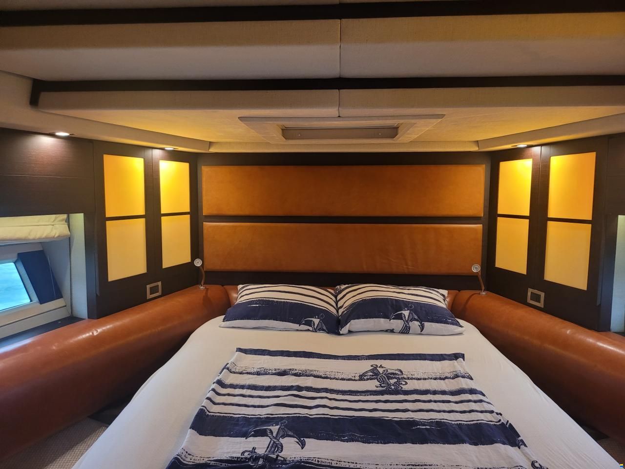 Azimut 62S