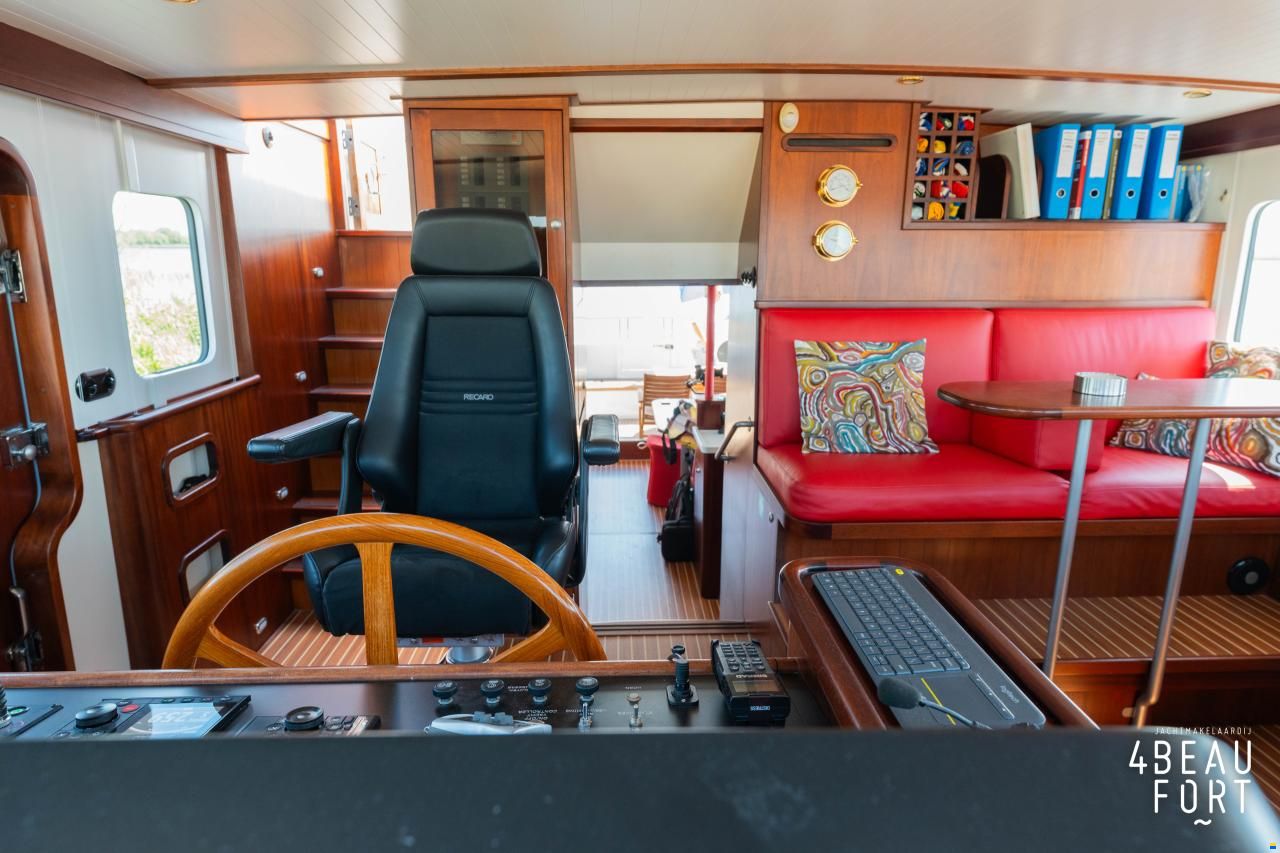 Altena 53 Custom Trawler