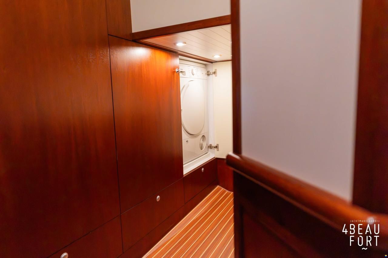 Altena 53 Custom Trawler
