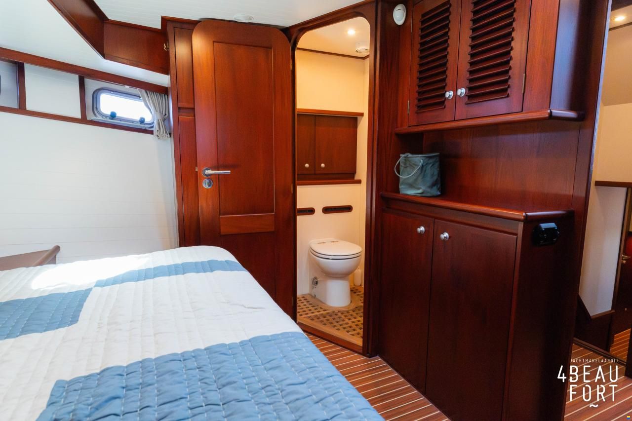 Altena 53 Custom Trawler