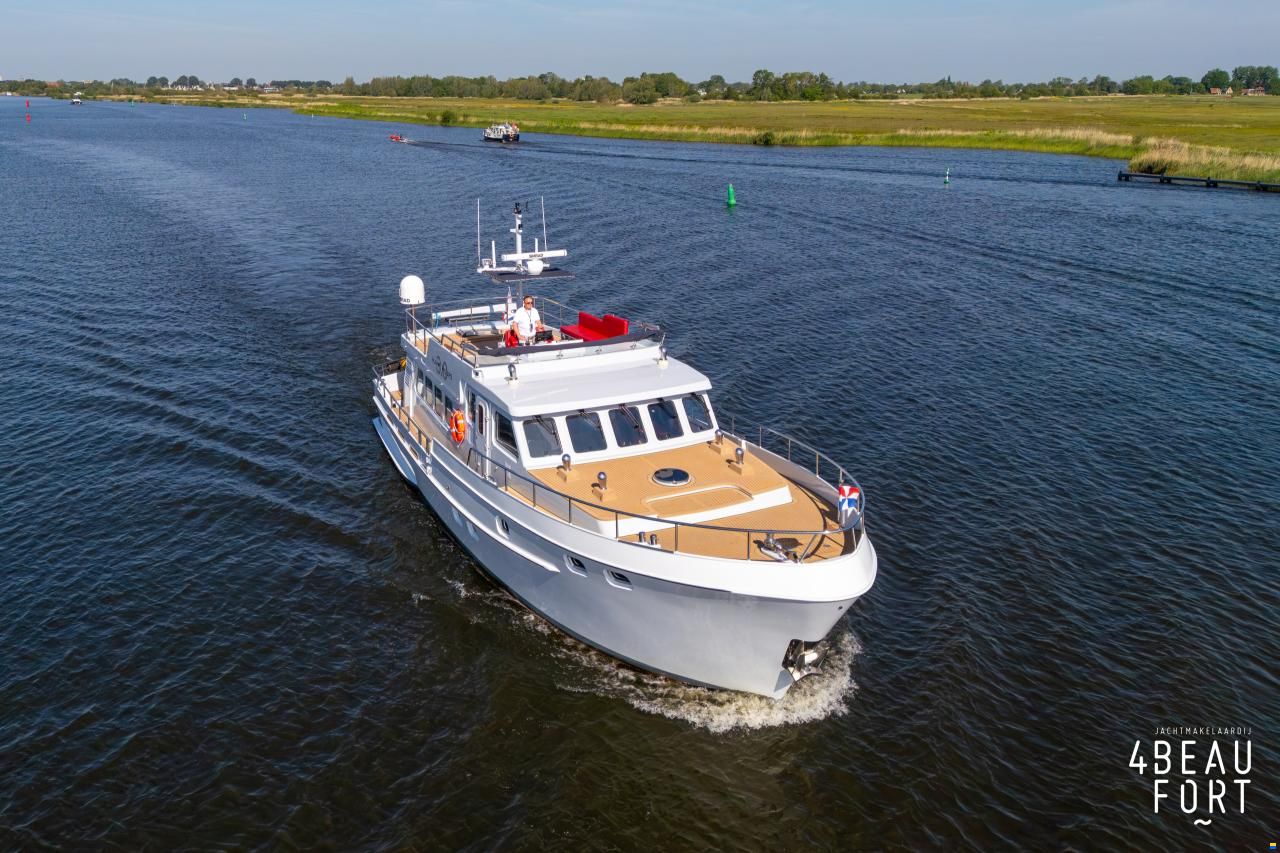 Altena 53 Custom Trawler