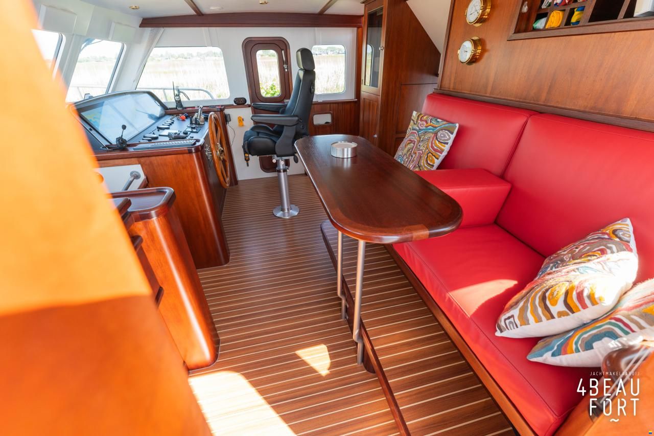 Altena 53 Custom Trawler