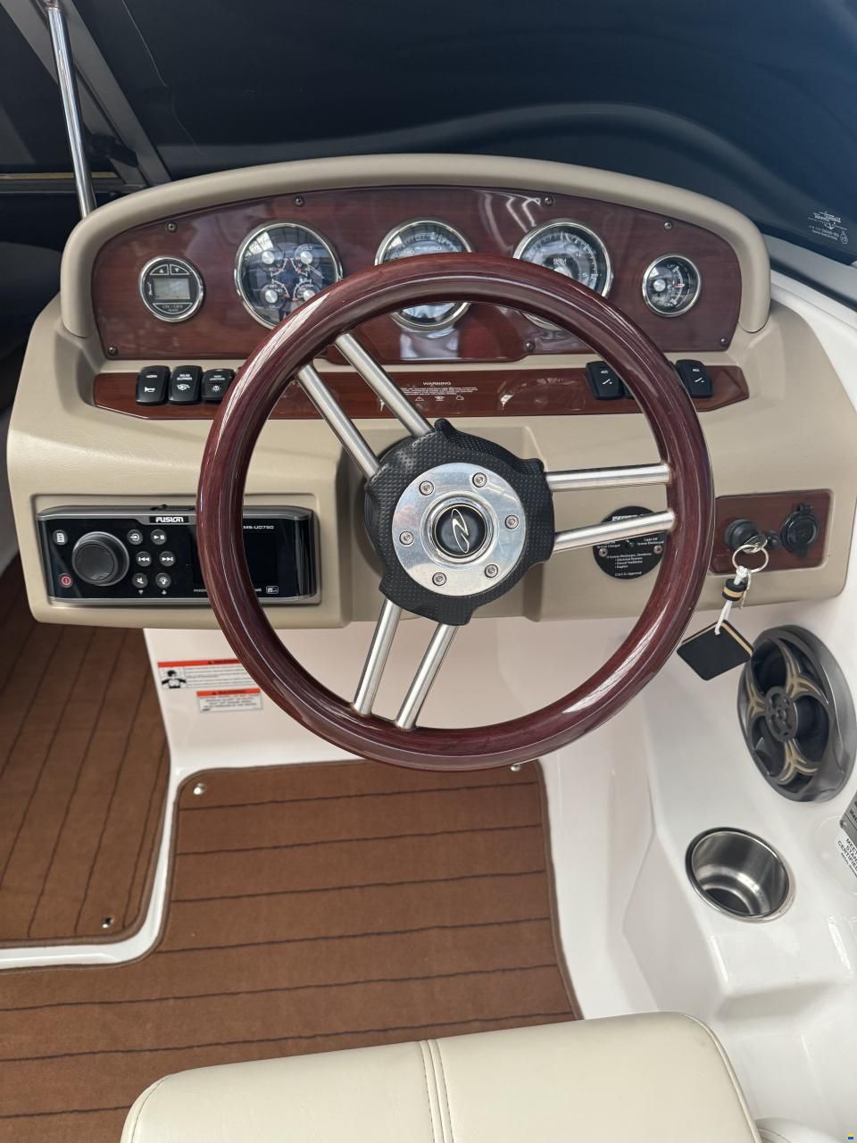 Regal 1900 LE