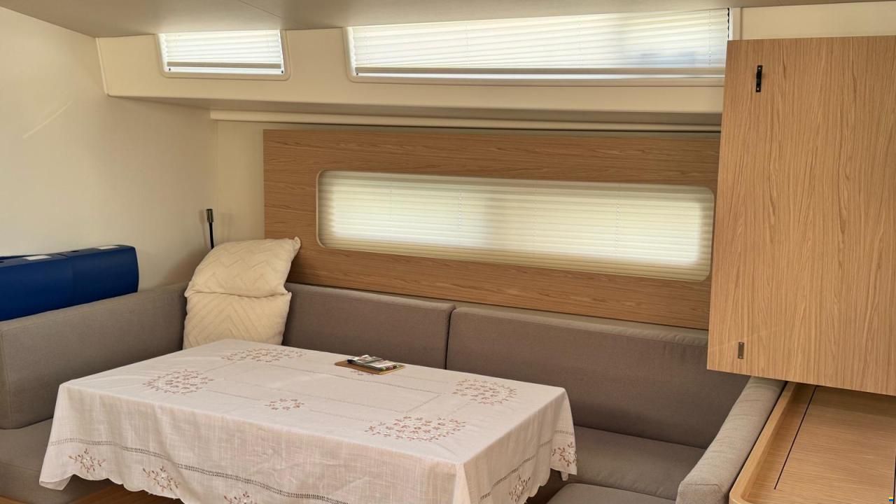 Beneteau Oceanis 54