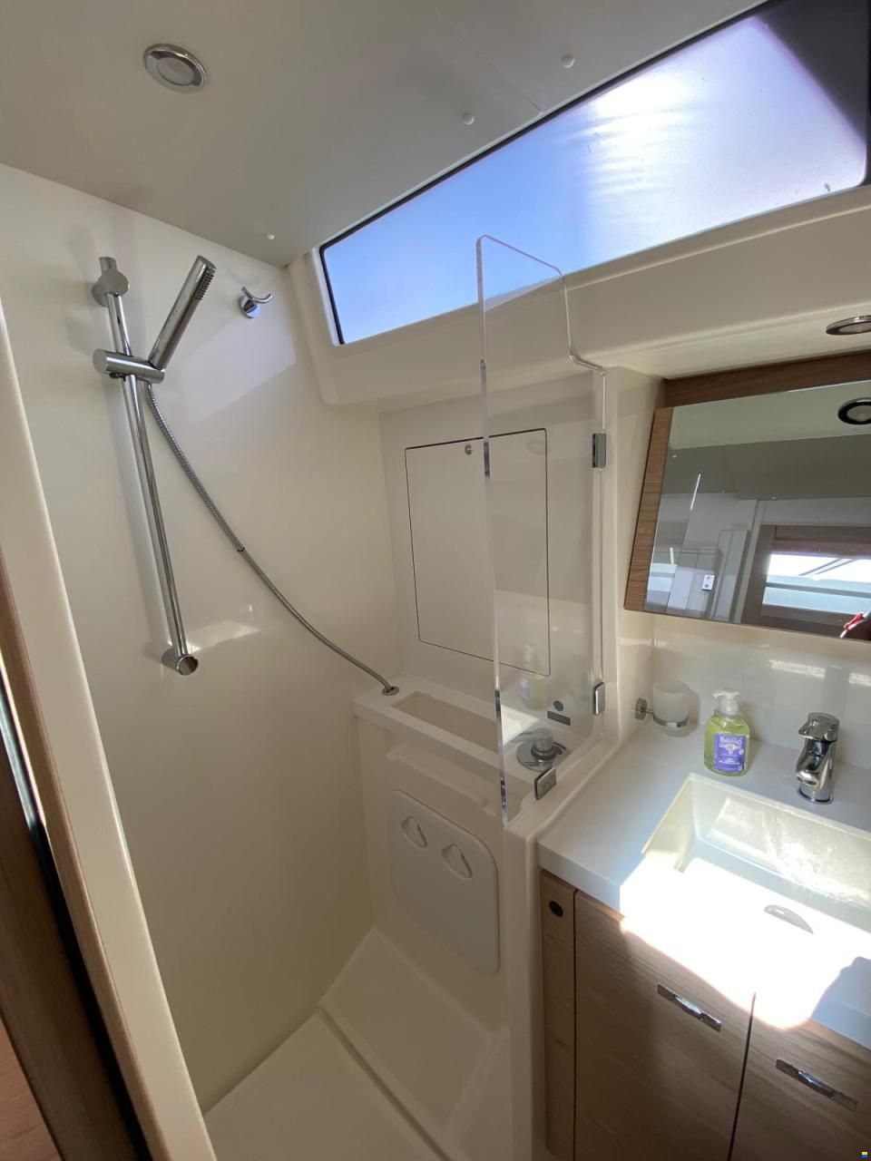 Beneteau Oceanis 54