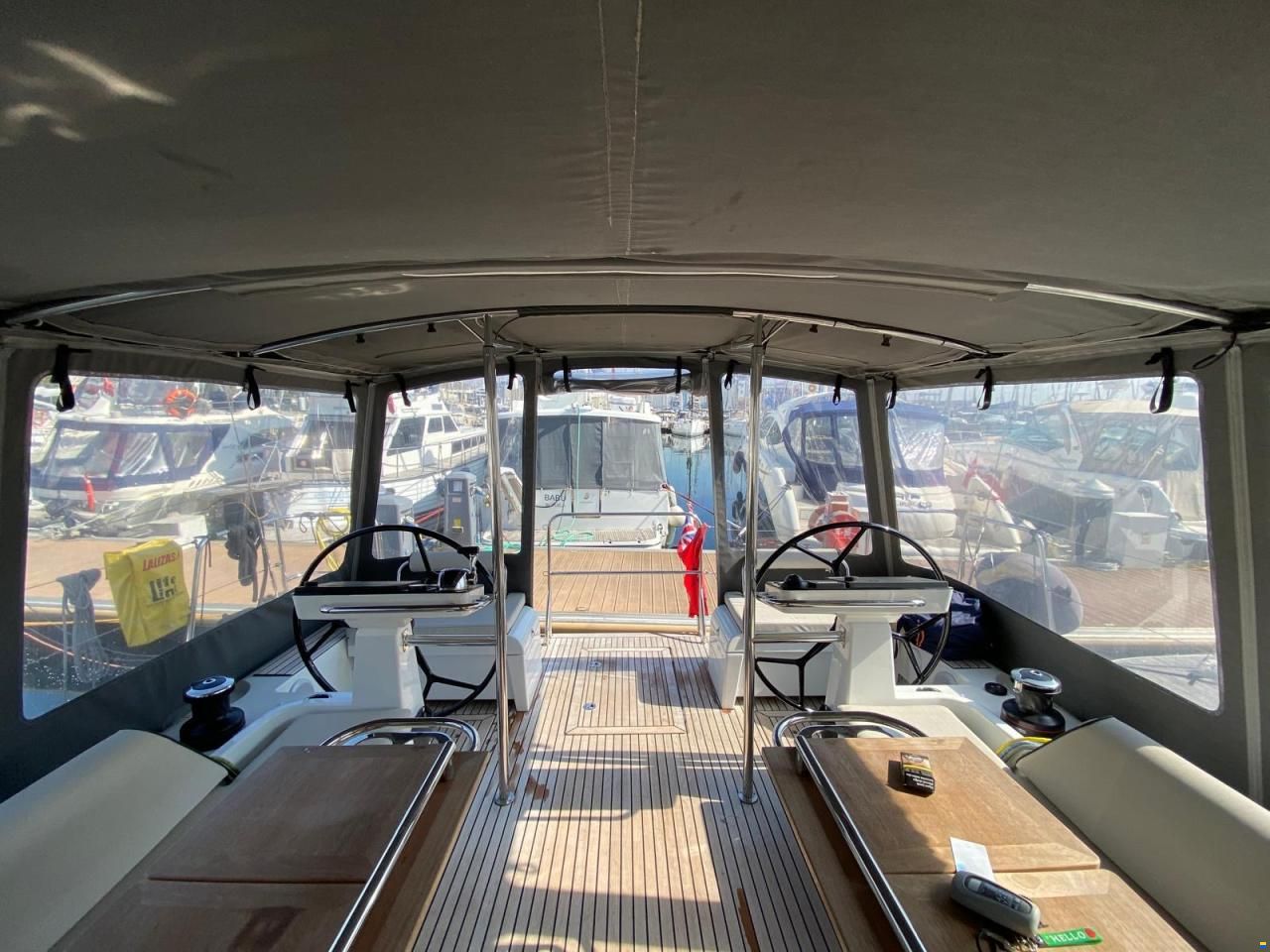 Beneteau Oceanis 54