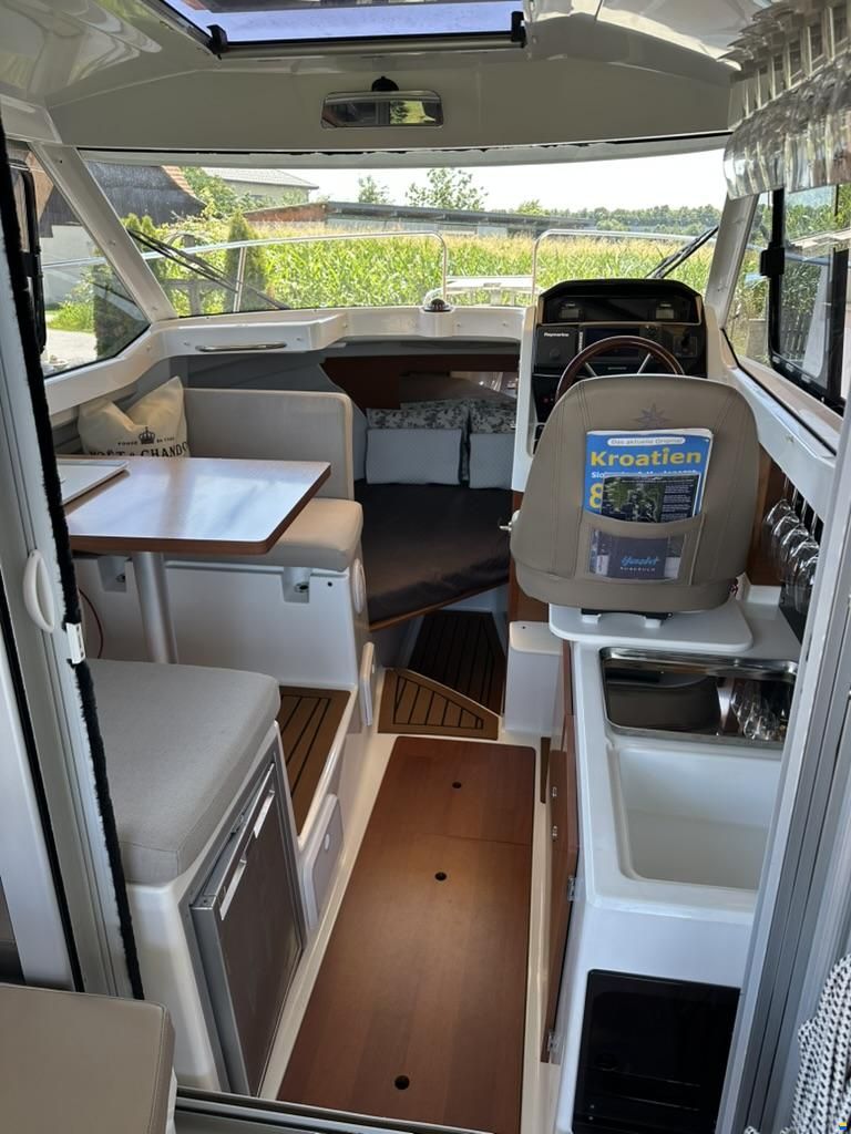 Jeanneau Merry Fisher 695