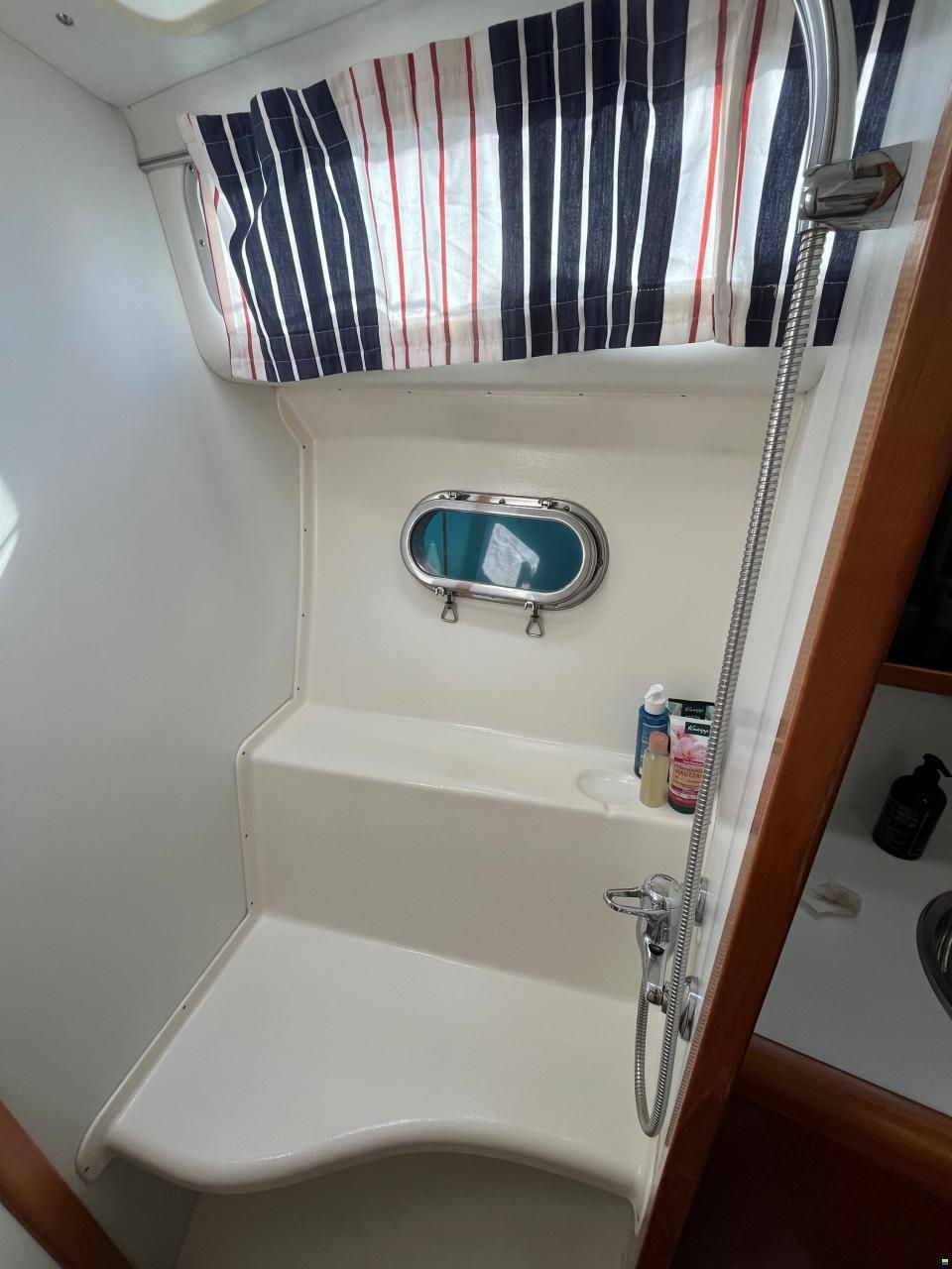 Nimbus CARISMA 4004 FLYBRIDGE