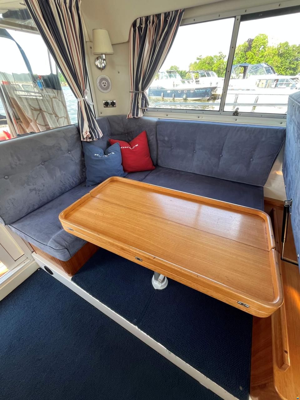 Nimbus CARISMA 4004 FLYBRIDGE