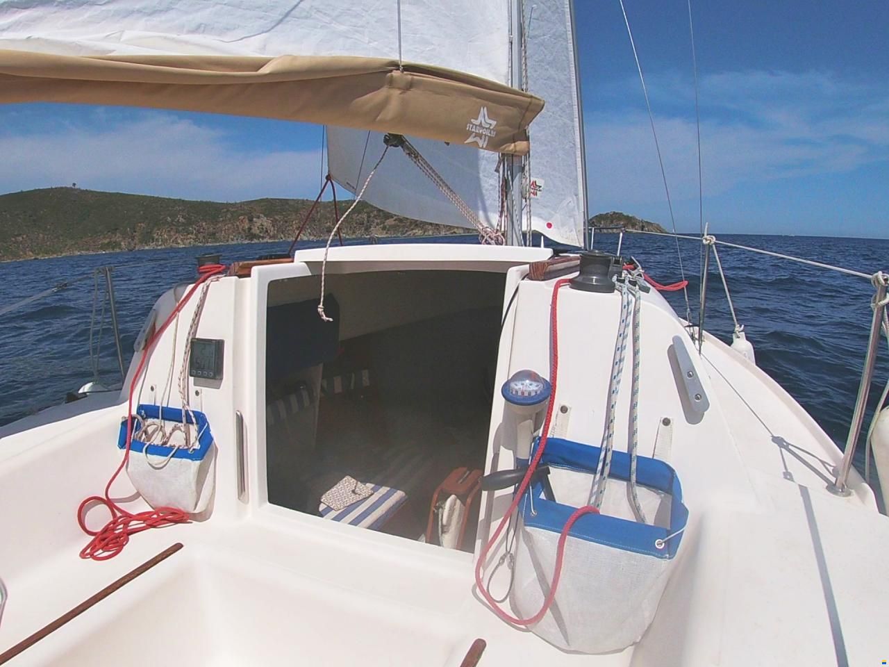 B2 Marine Blue Djinn