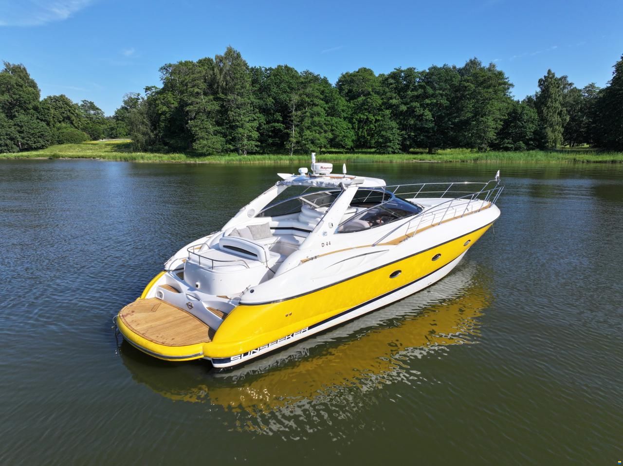 Sunseeker Camargue 44